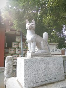 霊力修行。参拝しまくる、お供え物を頂く