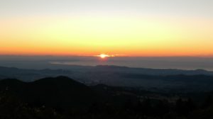 霊力応用。見えない力の操作からのバリヤーを張る